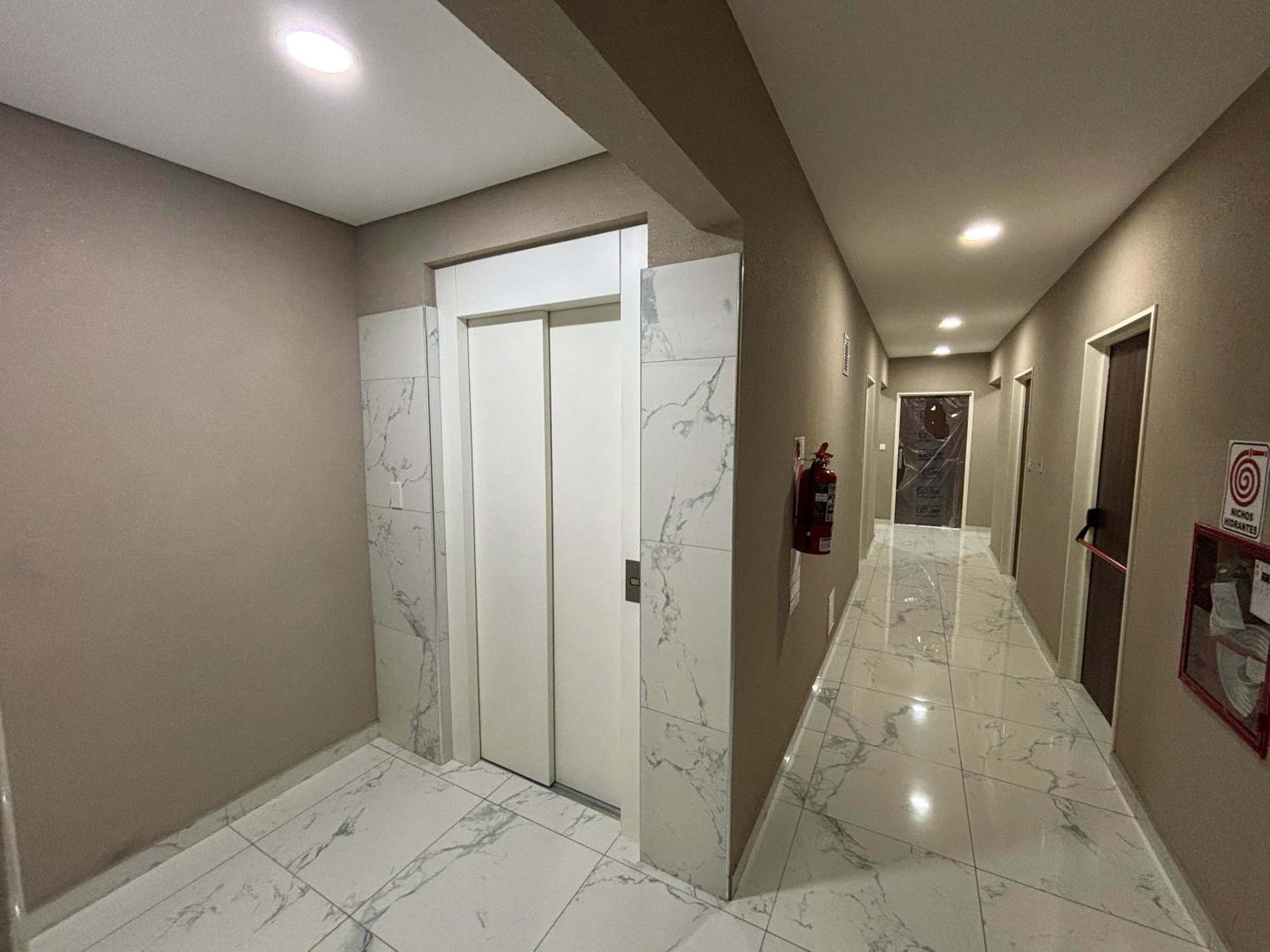 Moderno Departamento Con Pileta Apartamento