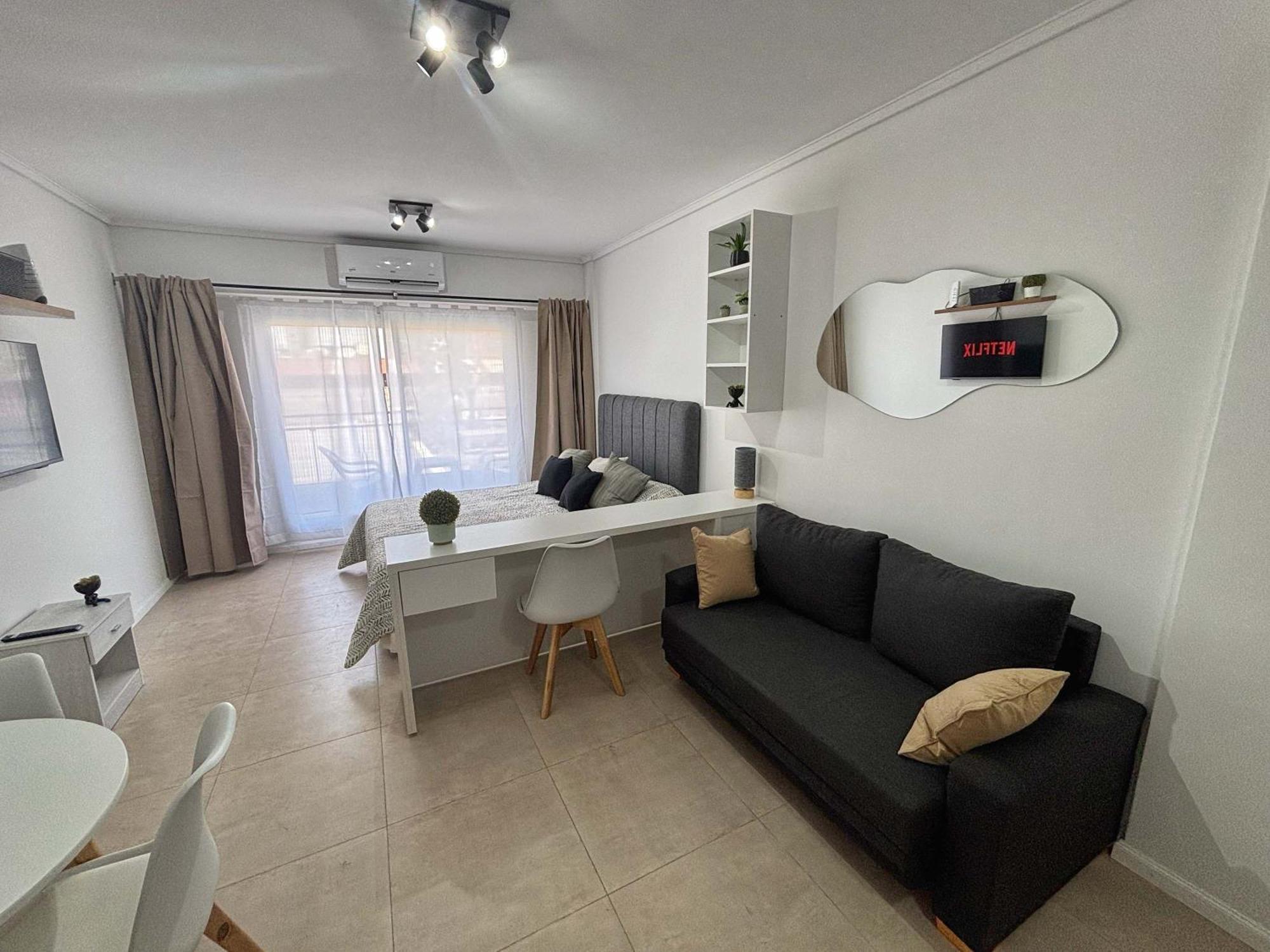 Moderno Departamento Con Pileta *