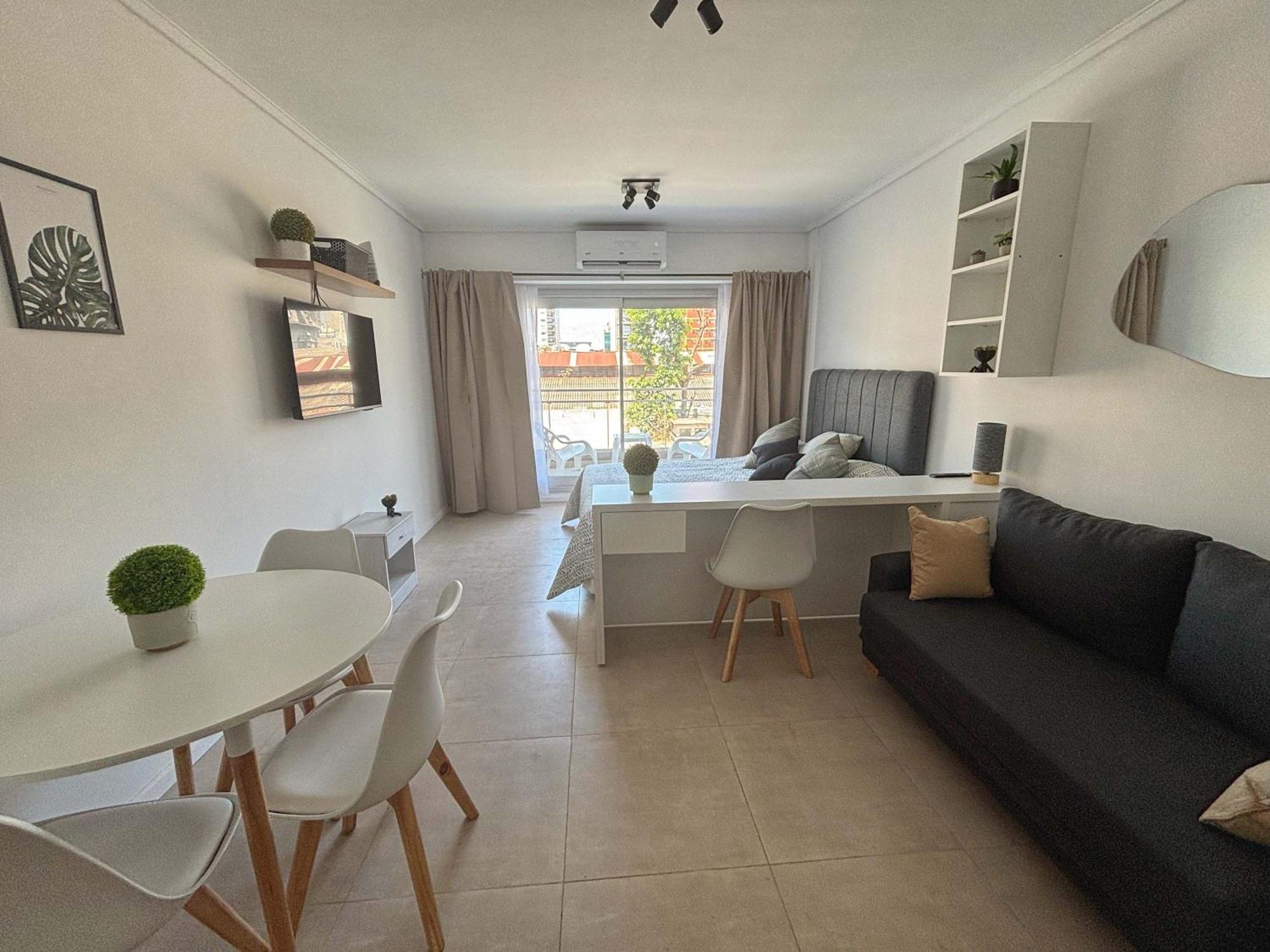 Moderno Departamento Con Pileta Apartamento *